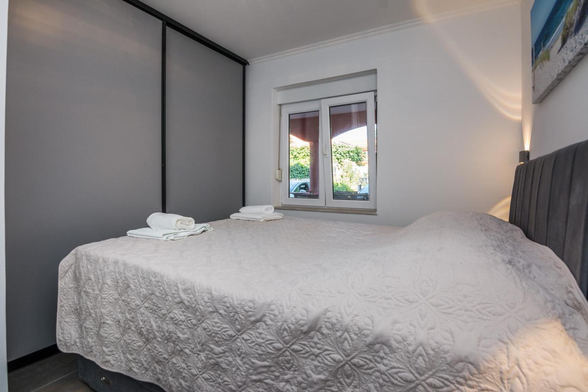 Apartments Trogrlic Privlaka  Eksteriør billede